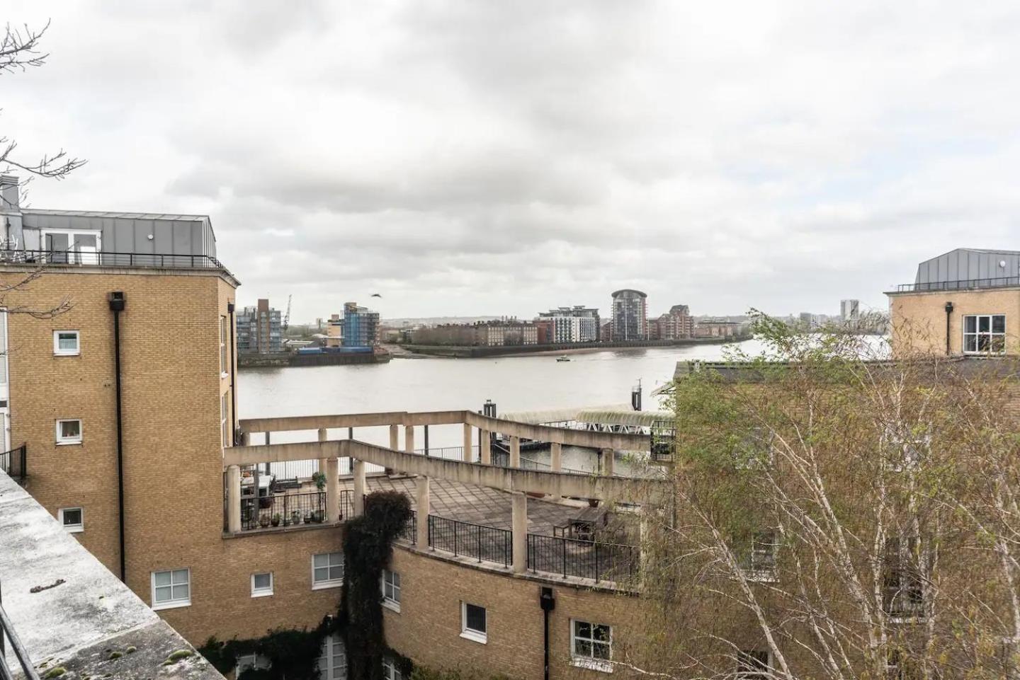 Sunny Maisonette With Views Over Canary Wharf, Apartamento *